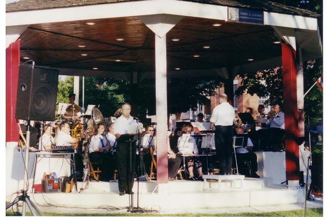 Bandshell Dedication Concert 001 (2004)