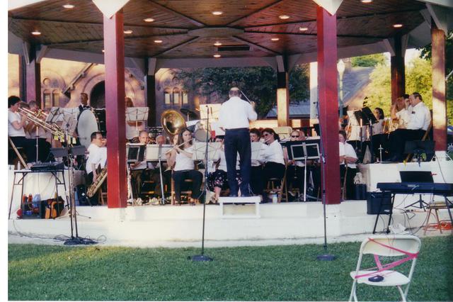 Bandshell Dedication Concert 003 (2004)
