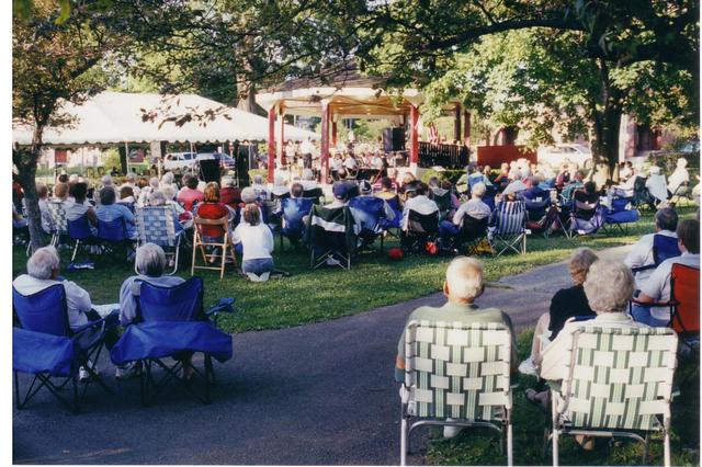 Bandshell Dedication Concert 005 (2004)
